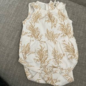 Kate Quinn one piece summer outfit